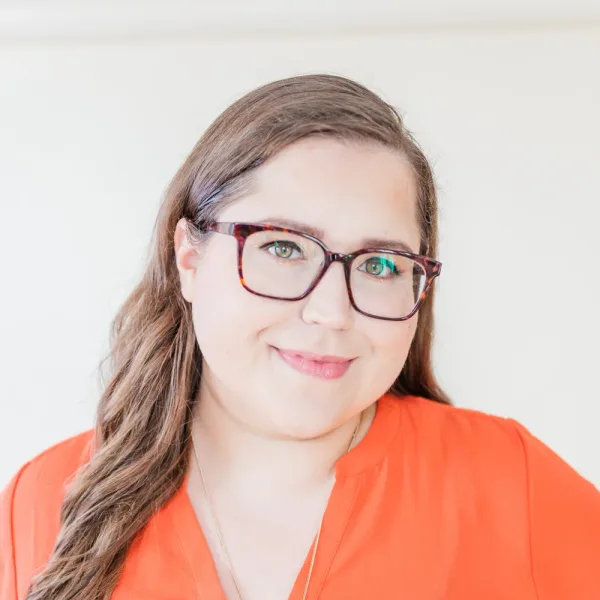 Dr Matthea Rentea